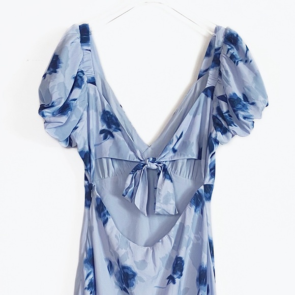 Abercrombie & Fitch NWT Maxi Dress Puff sleeve tie back slip Blue Floral size L - Picture 6 of 16